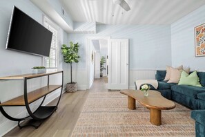 TV, fireplace, offices