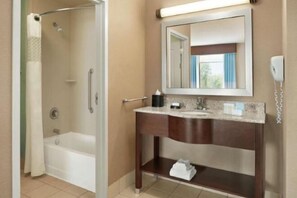 Room - Hampton Inn & Suites Pittsburgh New Stanton (New Stanton)