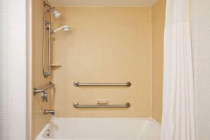 Room - Hampton Inn & Suites Pittsburgh New Stanton (New Stanton)