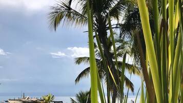 1 chambre, ameublement personnalisé, Wi-Fi gratuit, draps fournis