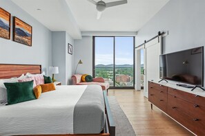 1 室のベッドルーム、デスク、アイロン / アイロン台、WiFi (無料)