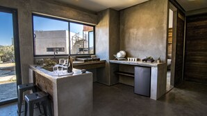 奢華別墅 | 私人小型廚房 | 鍋具/餐盤/廚房用品、製冰器