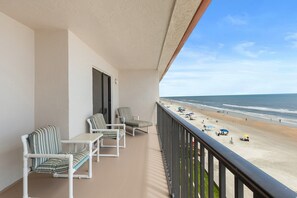 Property grounds - 515 - 2/2 Top Floor Oceanfront (New Smyrna Beach)