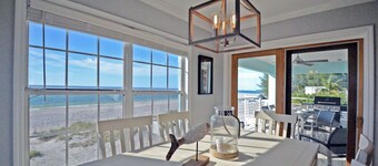 MAISON FRONT DE MER DIRECTEMENT SUR DES SABLES BLANCS EN SUCRE SOUPLE