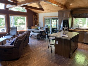 Smart TV, fireplace, DVD player, books