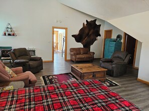 3 bedrooms, free WiFi, bed sheets