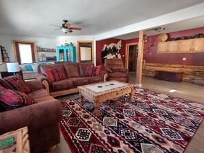 Smart TV, fireplace, books