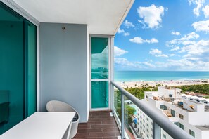 คอนโด, 4 ห้องนอน | ระเบียง