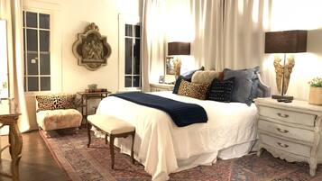 3 عدّة غرف نوم ومكواة/لوح كي وسرير سفر وواي فاي