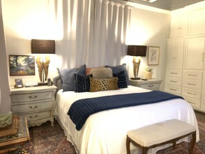 3 habitaciones, tabla de planchar con plancha, cuna de viaje y wifi 