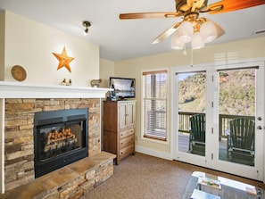 Interior - Wintergreens R822-Mtn Condo/View, Gated Resort, Indoor/Outdoor Pools & Hot Tub (Banner Elk)