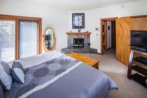 Casa, varias camas, chimenea, vista a la montaña | Wifi gratis 