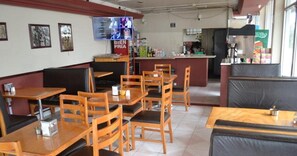 Breakfast, lunch and dinner served - Hotel Pachuca Inn (Pachuca)