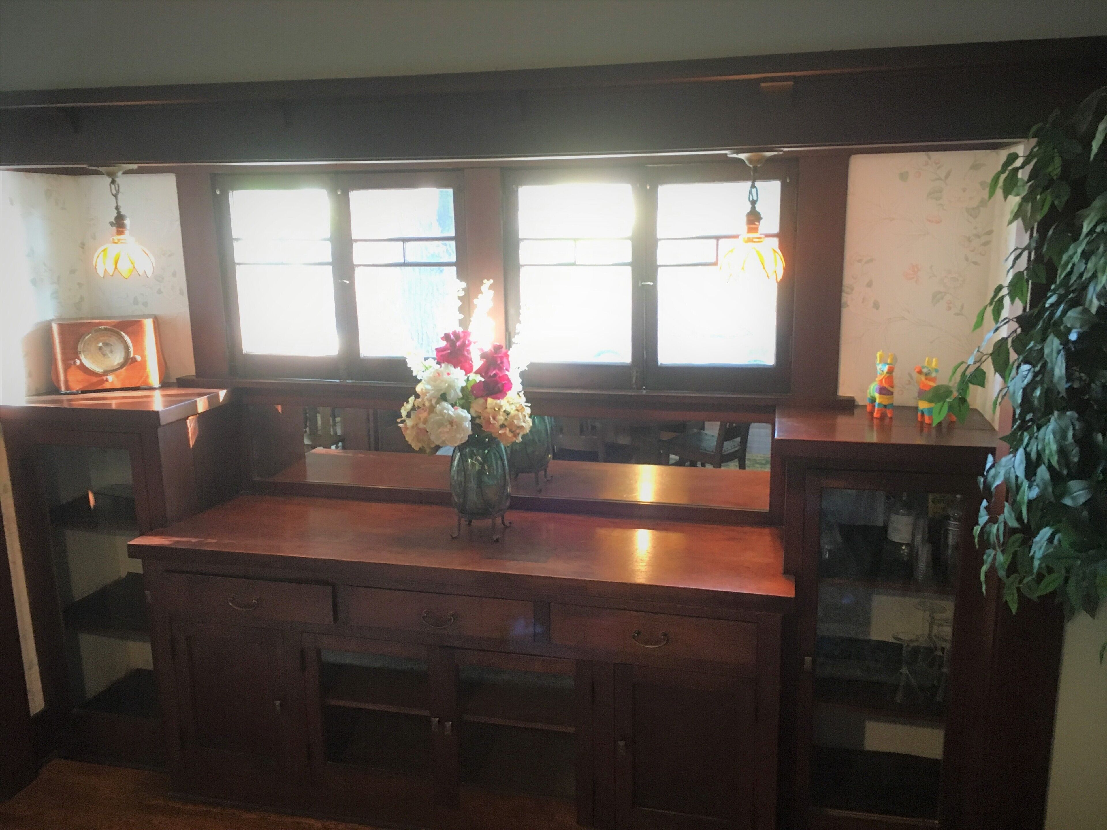 Old Pasadena, Pasadena California Historic Craftsman Bungalow 
Rose Bowl Parade 