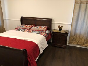 1 bedroom, WiFi, bed sheets