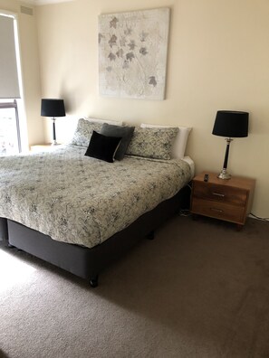 2 bedrooms, iron/ironing board, travel cot, free WiFi