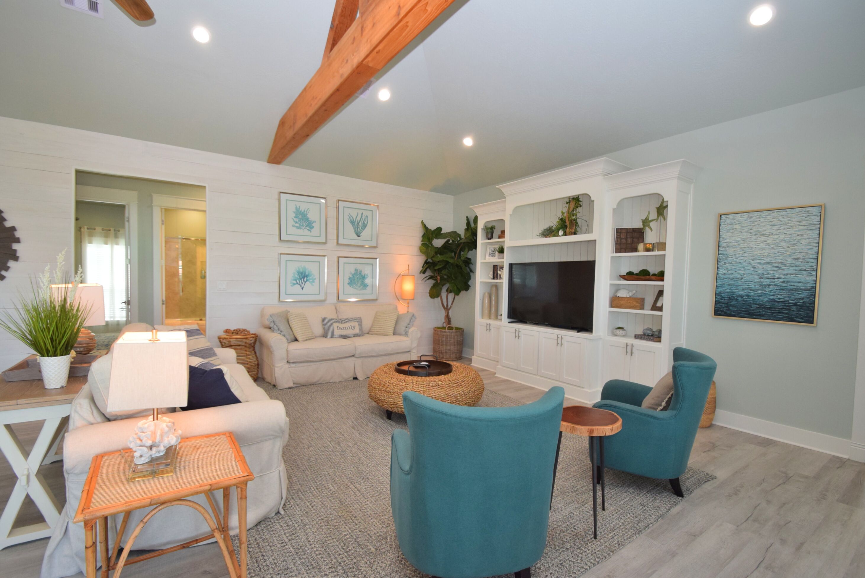 No Regrets ~ Luxury at the Beach ~ pool & spa ~ 6 bedrooms & 5 full bathrooms ~