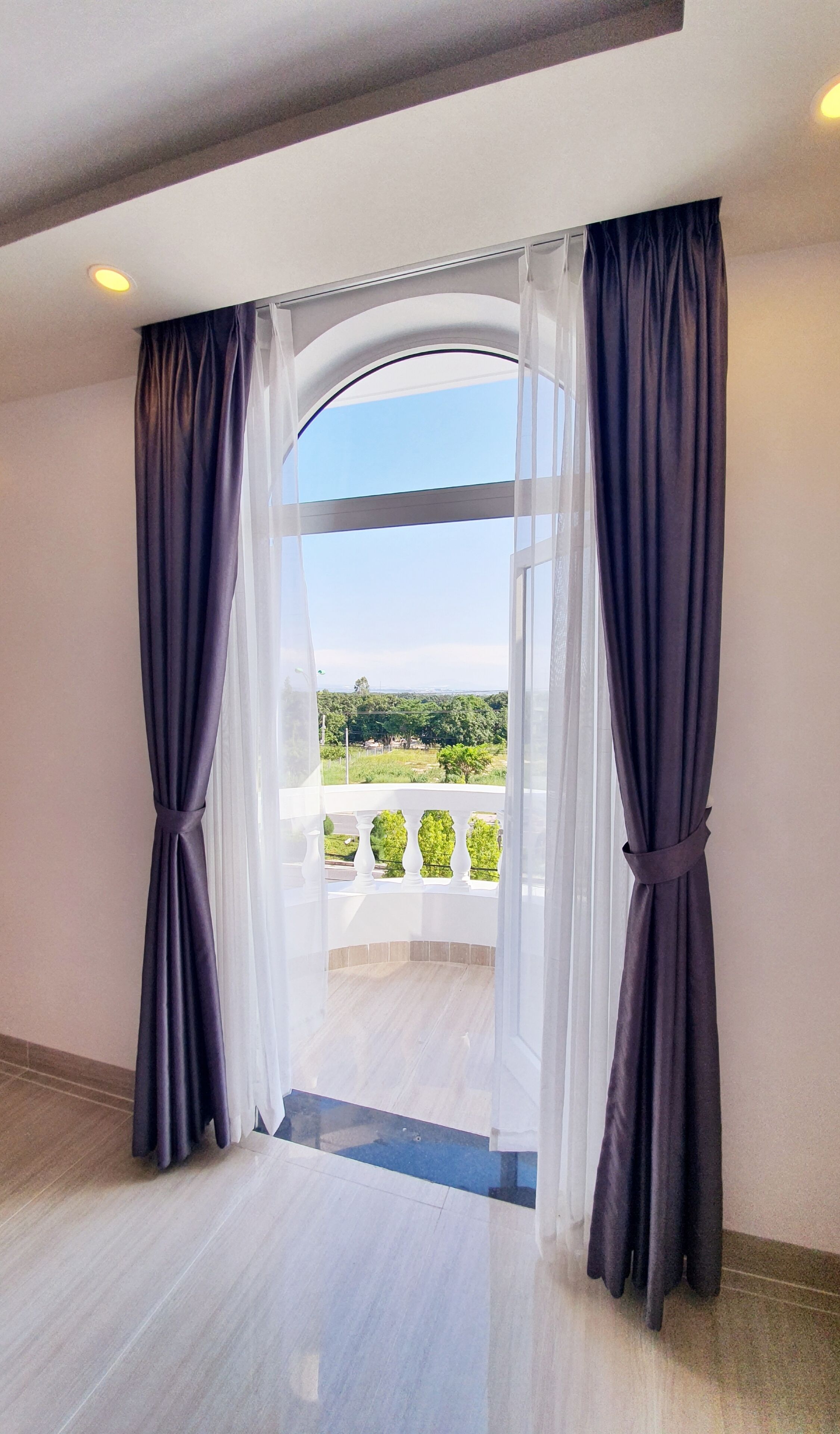 Deluxe Double Room, Balcony | Minibar, desk, blackout drapes, soundproofing