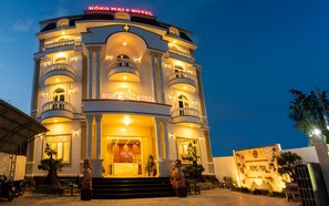 A multi-story building with a prominent sign reading "HONG MAI 2 HOTEL". - Hong Mai 2 Hotel (Cam Lam)