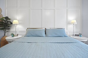 3 bedrooms, desk, iron/ironing board, free WiFi