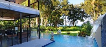 Bramston on the Beach: A Private Poolside Oasis