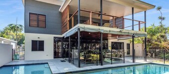 Bramston on the Beach: A Private Poolside Oasis