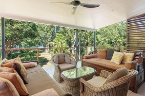 Property grounds - Bramston on the Beach: A Private Poolside Oasis (Bramston Beach)
