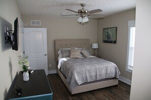 3 Schlafzimmer, Bügeleisen/Bügelbrett, kostenloses WLAN, Bettwäsche