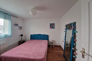 2 makuuhuonetta, vauvan matkasänky, ilmainen Wi-Fi