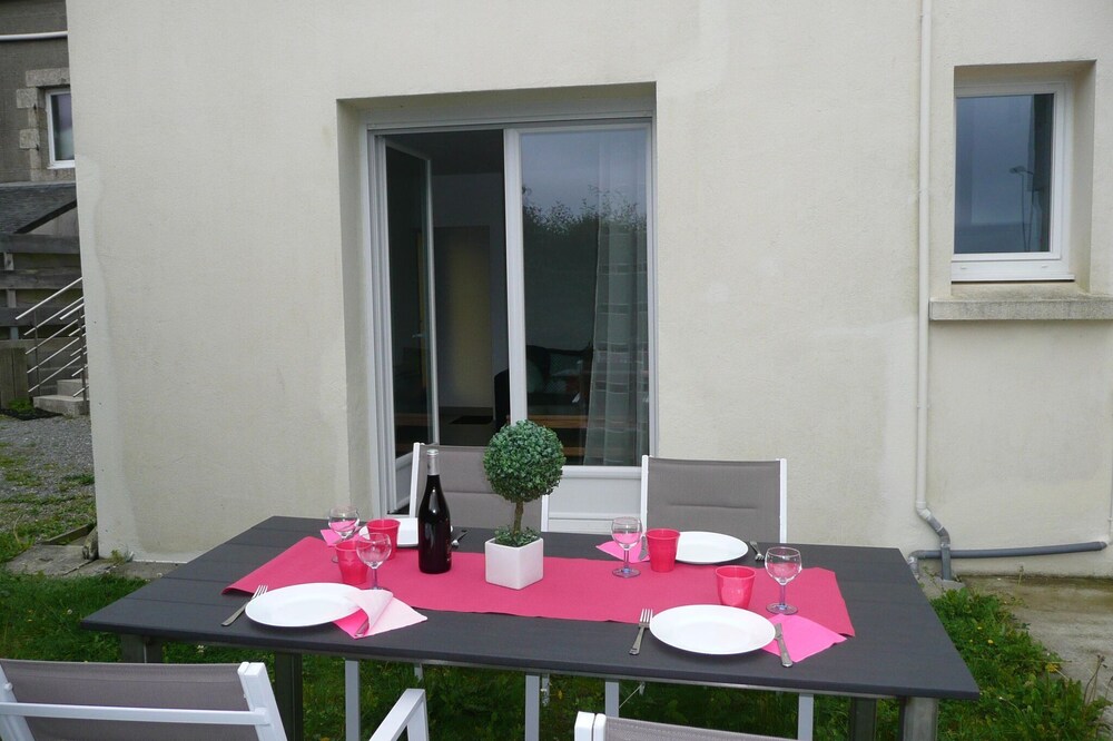 Semi-detached house, Plouguerneau