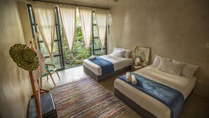 Comfort Room, 2 Double Beds - Kapievi Ecovillage (Tambopata)