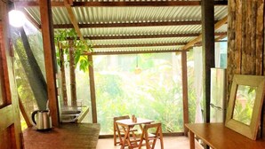 Standard Bungalow | Living room - Kapievi Ecovillage (Tambopata)