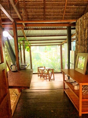Standard Bungalow | Living room