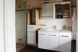 Ducha, secador de pelo