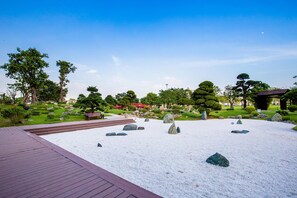 Garden - Vinhomes Luxury - Kelvin's Home (Ho Chi Minh City)