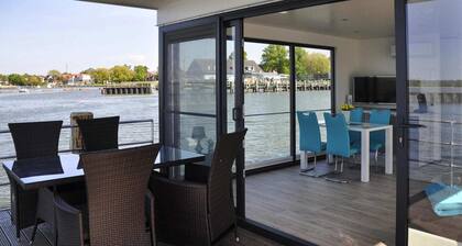 Hausboot Schwimmendes Haus Leni in Ribnitz-Damgarten