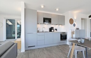 Kühlschrank, Herdplatte, Geschirrspüler