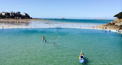 Holiday Home near Cap Frehel Emerald Coast