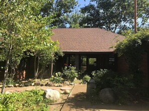 Property grounds -  "The Clouds River Villa " - Water front  paradise  7 miles from Sequoias Gate (Three Rivers)