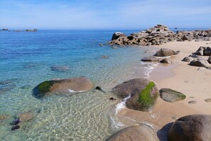 靠近海滩
