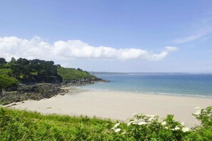 Beach - Stone House in Brittany near Sandy Beaches (Ploumilliau)