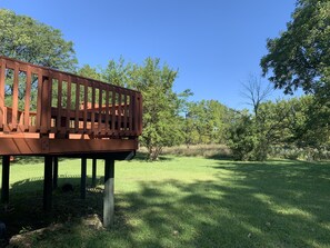Property grounds - The Country Life - house (Markham)