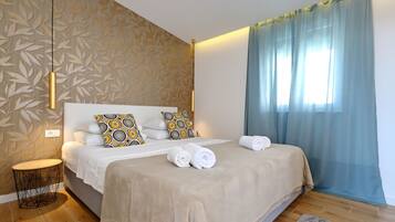 1 bedroom, travel crib, free WiFi