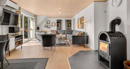 Lovely home in Fanø with kitchen