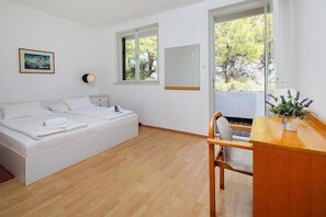 2 Schlafzimmer, Reisekinderbett, kostenloses WLAN