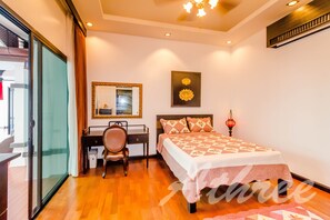 3 chambres, coffre-fort, Wi-Fi, literie fournie