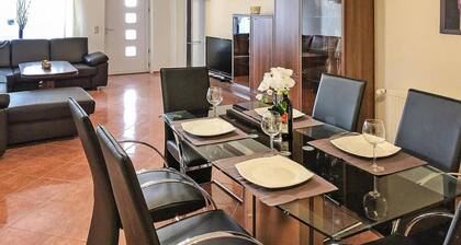 Schönes Ferienhaus mit Terrasse