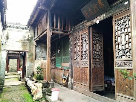 Ecotours. Natural Lodge Homestay