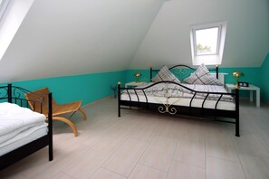 6 chambres, lit parapluie