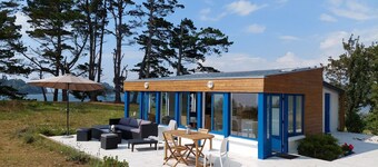 Villa in Le Faou with Panoramic Sea Views